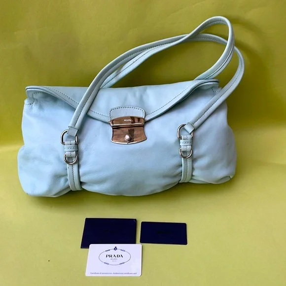 ハンドバッグ PRADA POWDER BLUE LEATHER HANDBAG Prada | Bags | Vintage Baby Bluesilver Prada Leather Bag